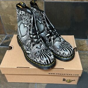 NIB RARE Dr. Marten 1460 Egret Playing Card UK size 6, US size 8